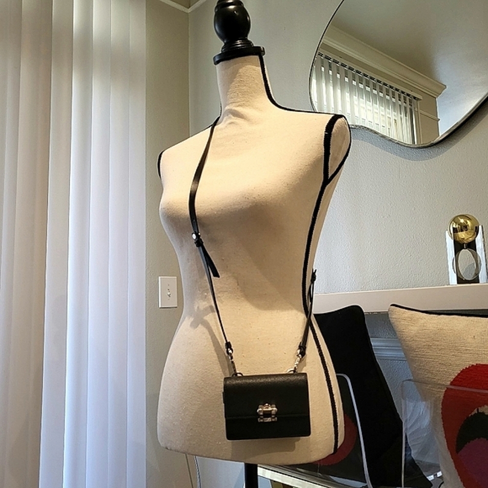 Prada | Saffiano Lock Mini Bag - Picture 4 of 10